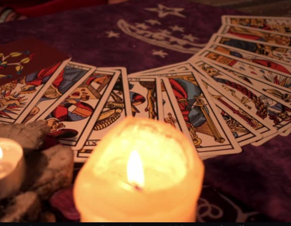 Past, Present, Future Tarot Reading